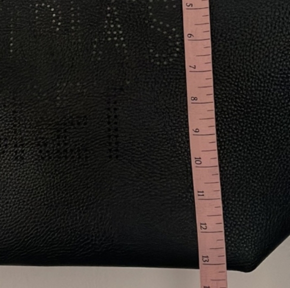 Victoria Secret bag - Picture 3 of 10